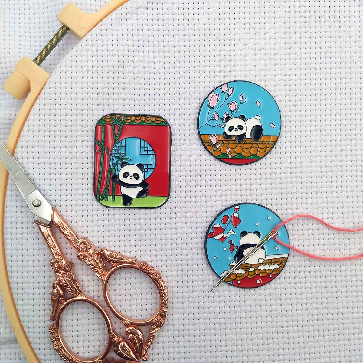 Needle Minder Magnet - Uroczy magnetyczny organizer na igły w