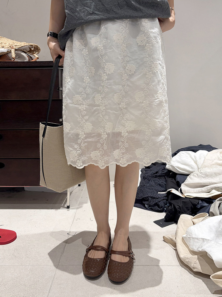 Spódnica damska w stylu koreań – Embroidery Skirt recenzja i cena
