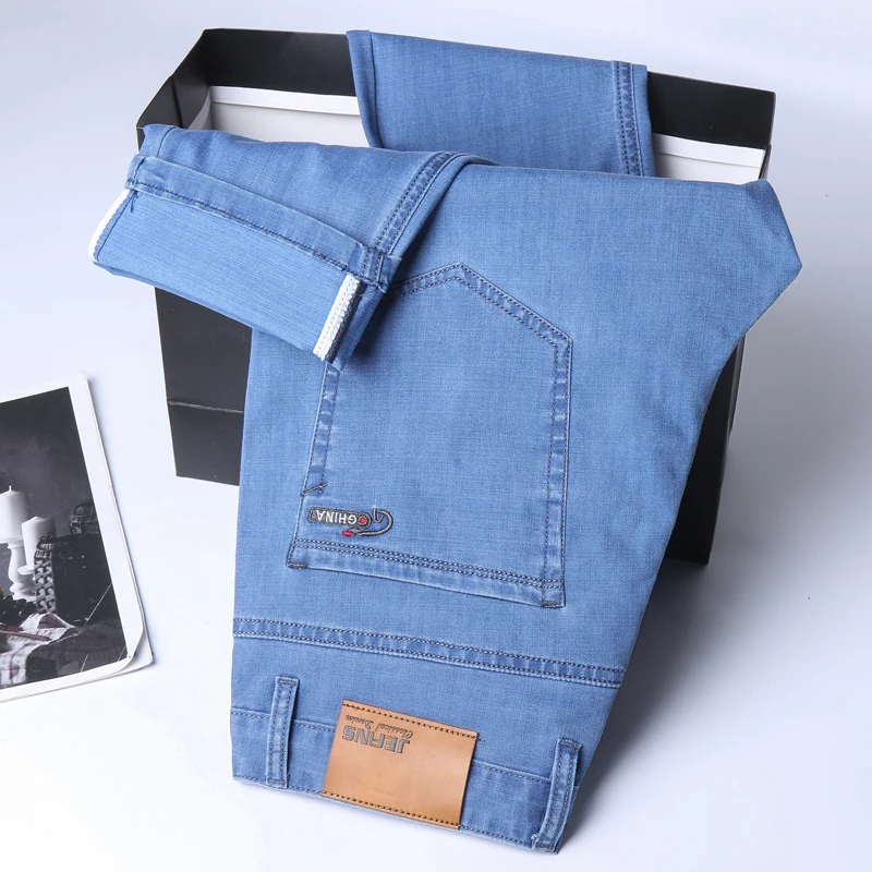 Męskie dżinsy z cienkiego deni – Embroidery On Jeans recenzja i cena