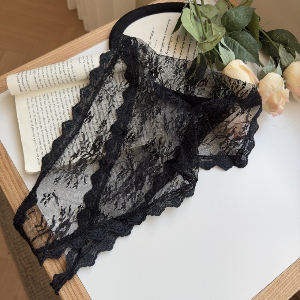 Miękki trójkątny fartuszek Y2K – Embroidery Apron recenzja i cena