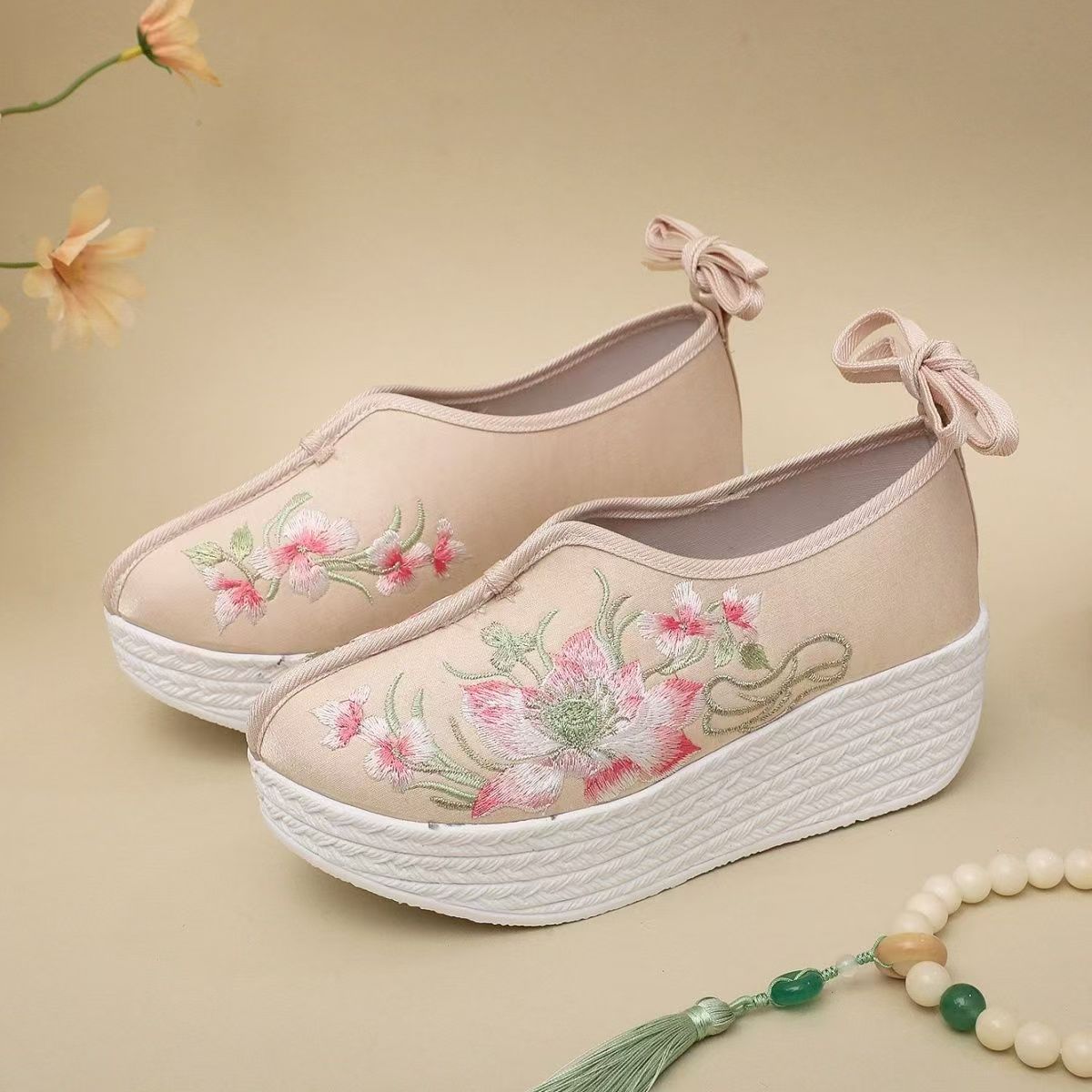Damskie etniczne buty na kotur – Embroidery Skirt recenzja i cena