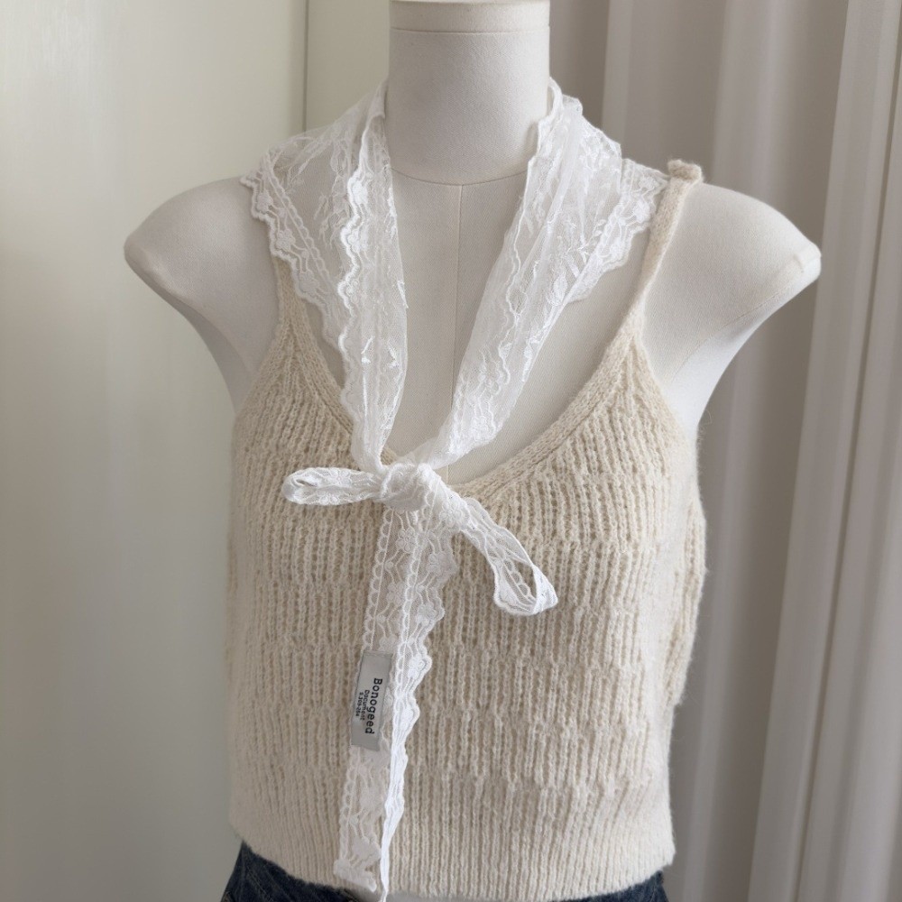 Modna trójkątna fartuszka Y2K  – Embroidery Apron recenzja i cena