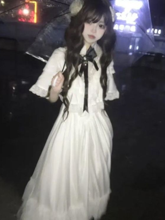 Japońska sukienka maxi z krótk – Embroidery White Dress recenzja i cena