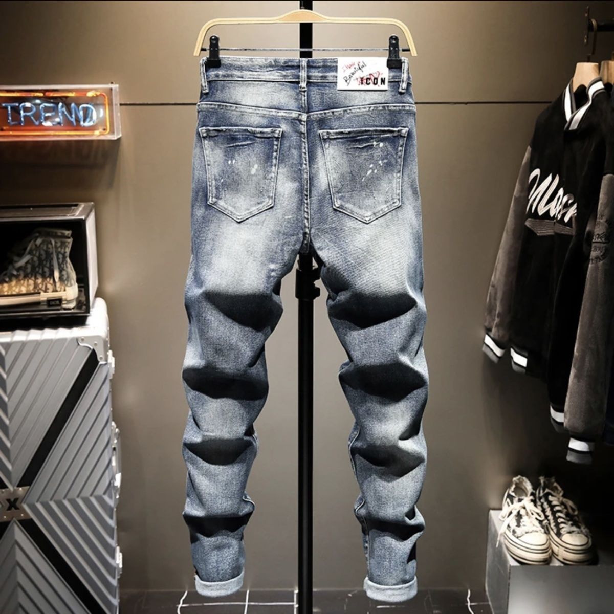 Luksusowe amerykańskie jeansy  – Embroidery On Jeans recenzja i cena