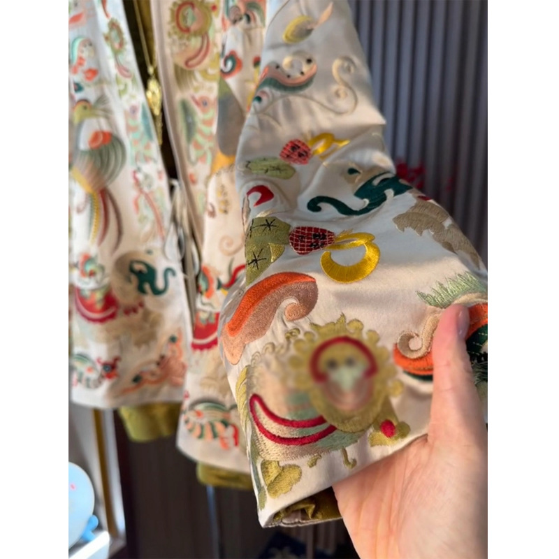 Nowa kurtka kimono w stylu chi – Embroidery Jacket recenzja i cena