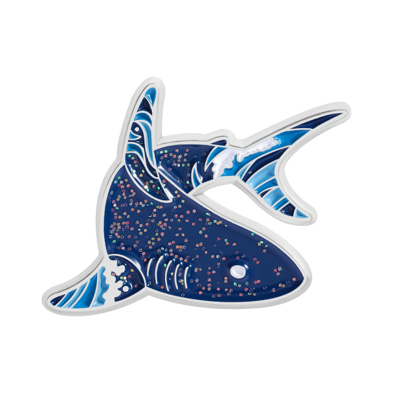 Emaliowane przypinki z motywam – Embroidery Whale recenzja i cena