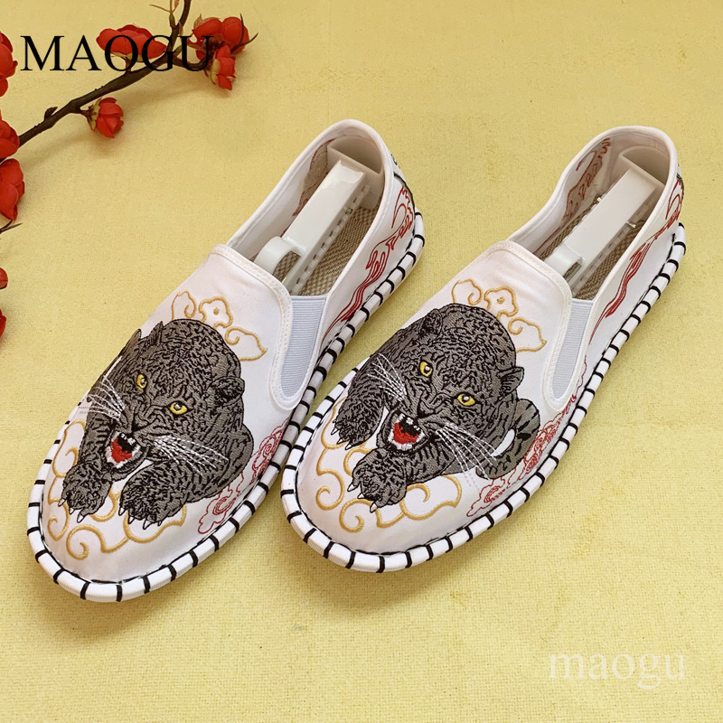 Unisexowe wsuwane buty w chińs – Embroidery Print recenzja i cena