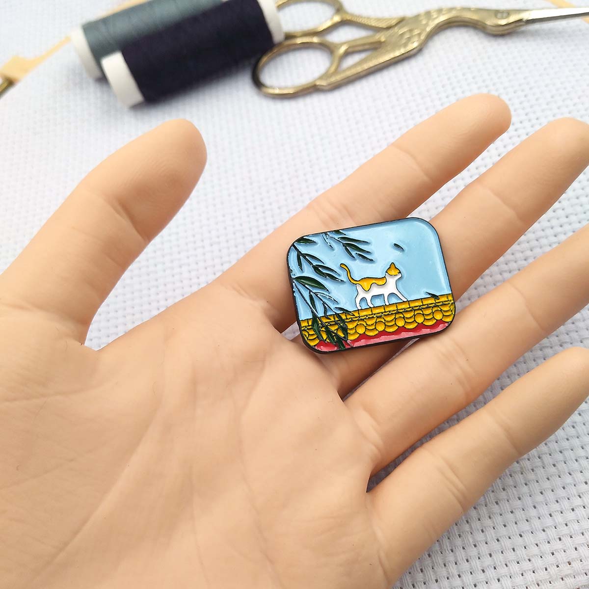 Uroczy magnetyczny uchwyt na i – Needle Minder Magnet recenzja i cena